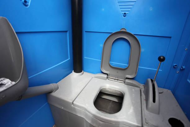 Types of Portable Toilets We Offer in Lake St Louis, MO